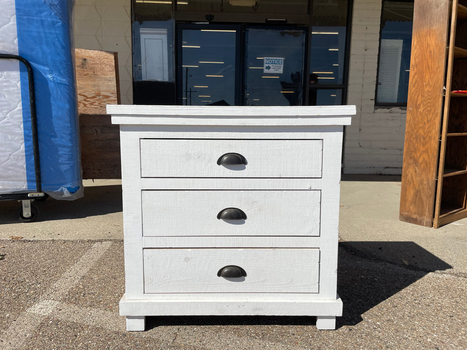 White wood 3 drawer nightstand or small chest dresser 33149