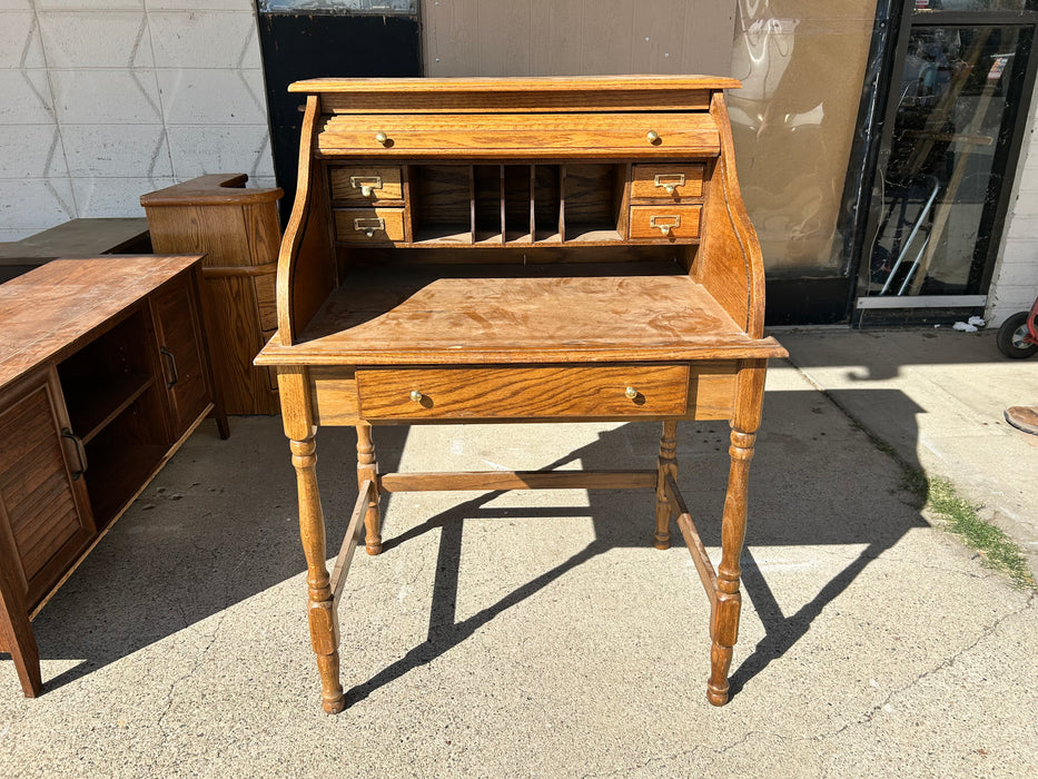 Small rolltop roll top desk 33917