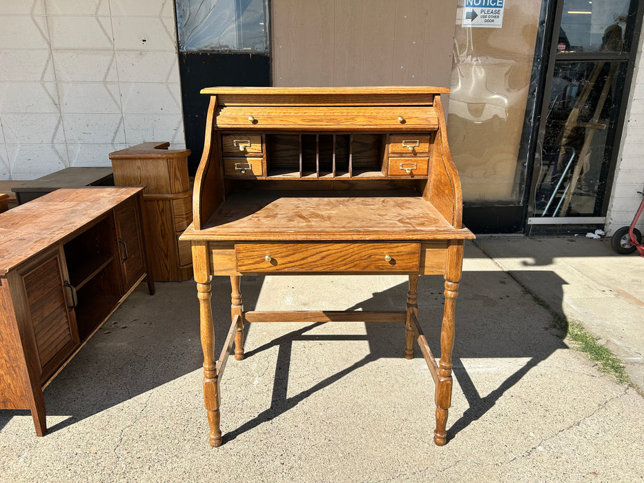 Small rolltop roll top desk 33917