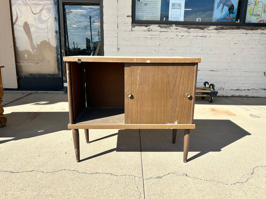 Small mid century style cabinet 33920
