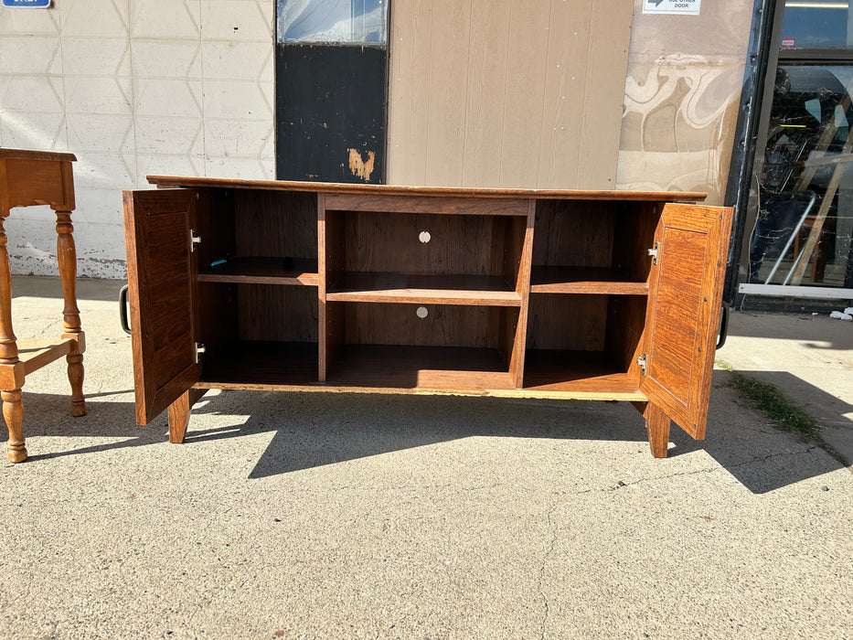 TV stand with louver style cabinet doors 33922