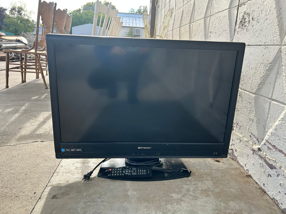 35" Emerson TV with remote 33949