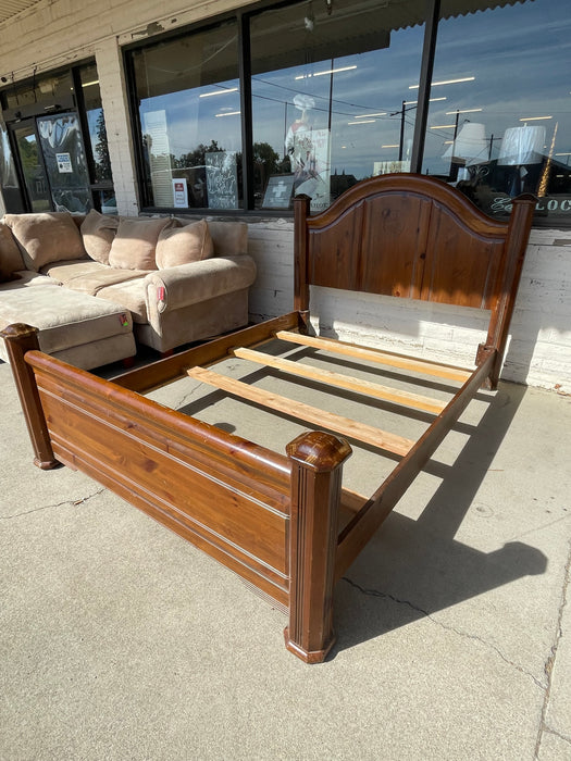 Wood full/queen bed 33169