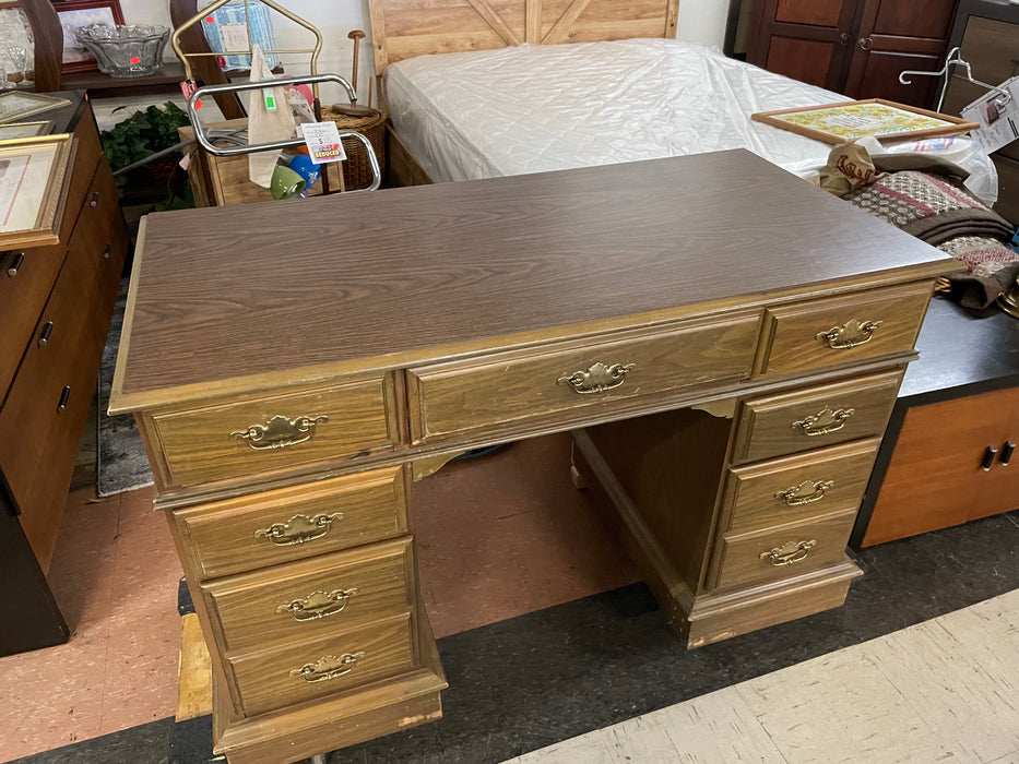 7 drawer desk 33194