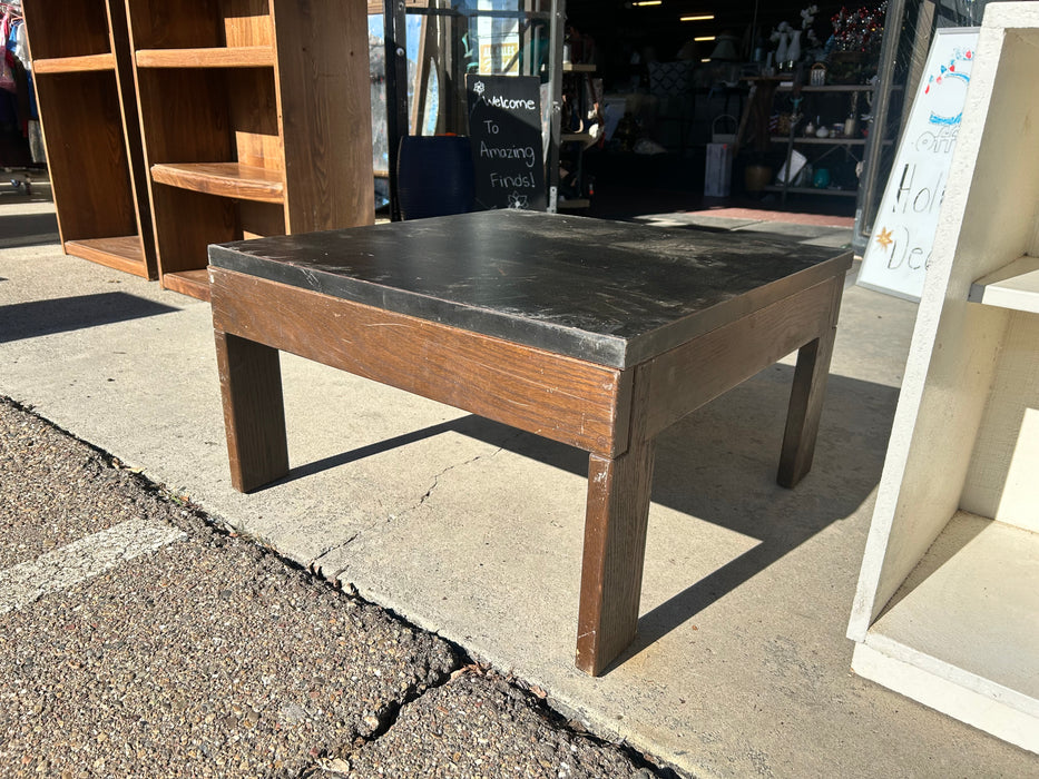 Wood two toned coffee table 33973