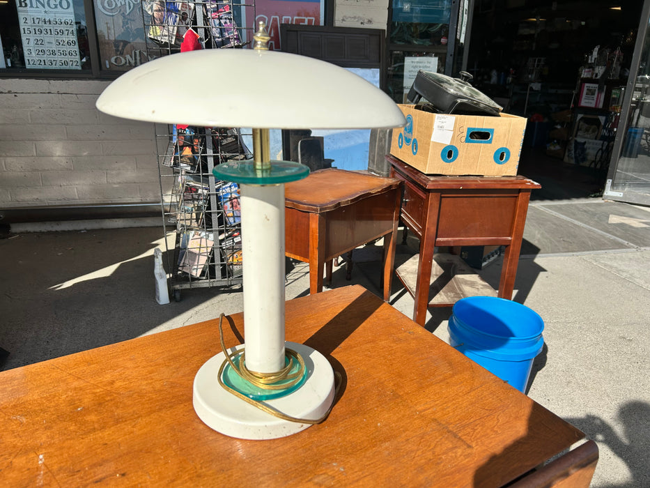 White table lamp 33986