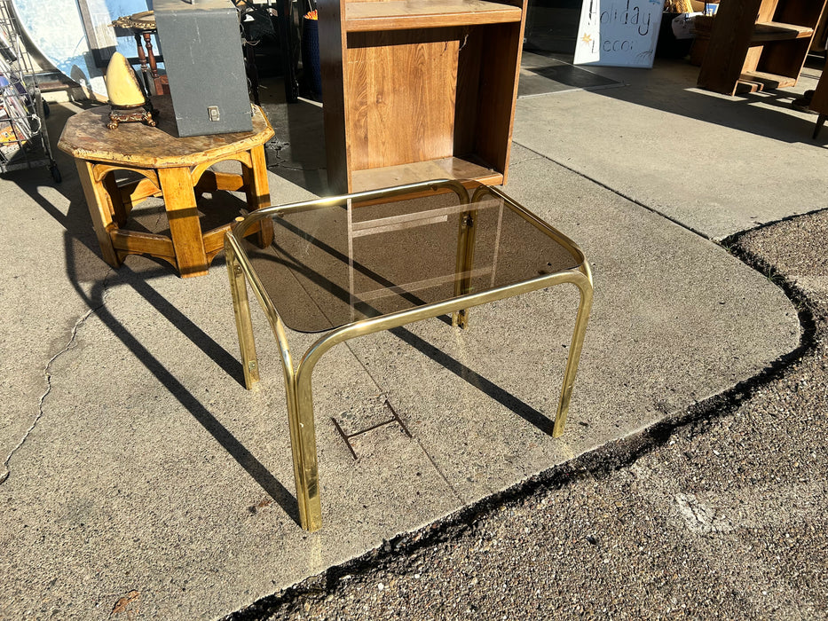 Metal gold accent side table/ end table with glass top 33981