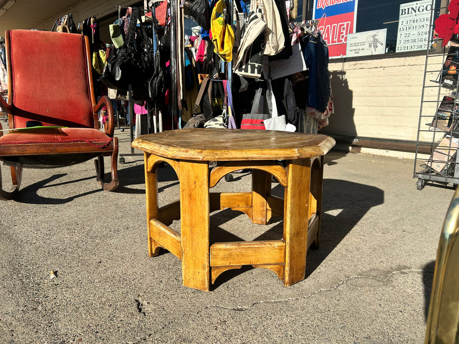 Octagonal side end table or small coffee table 33959