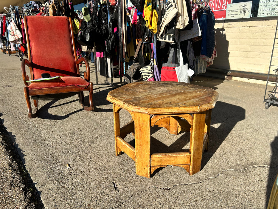 Octagonal side end table or small coffee table 33959