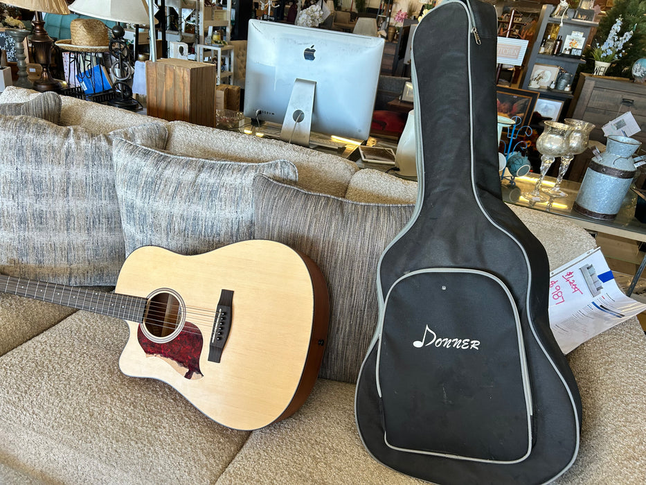 Donner Guitar 33821