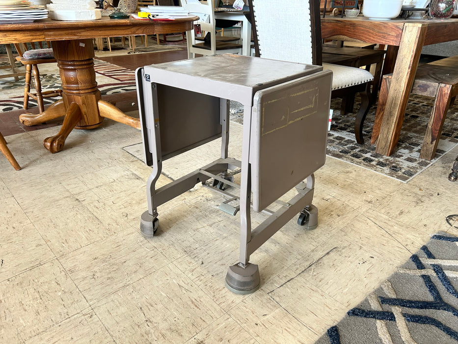 Metal drop leaf side table 33825