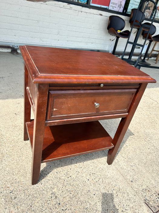 One drawer wood end table/ side table 33830
