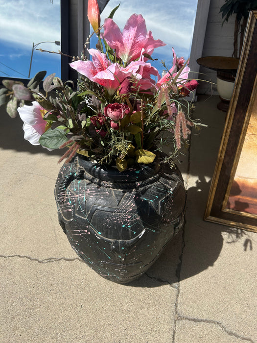 Hand made planter pot 28083