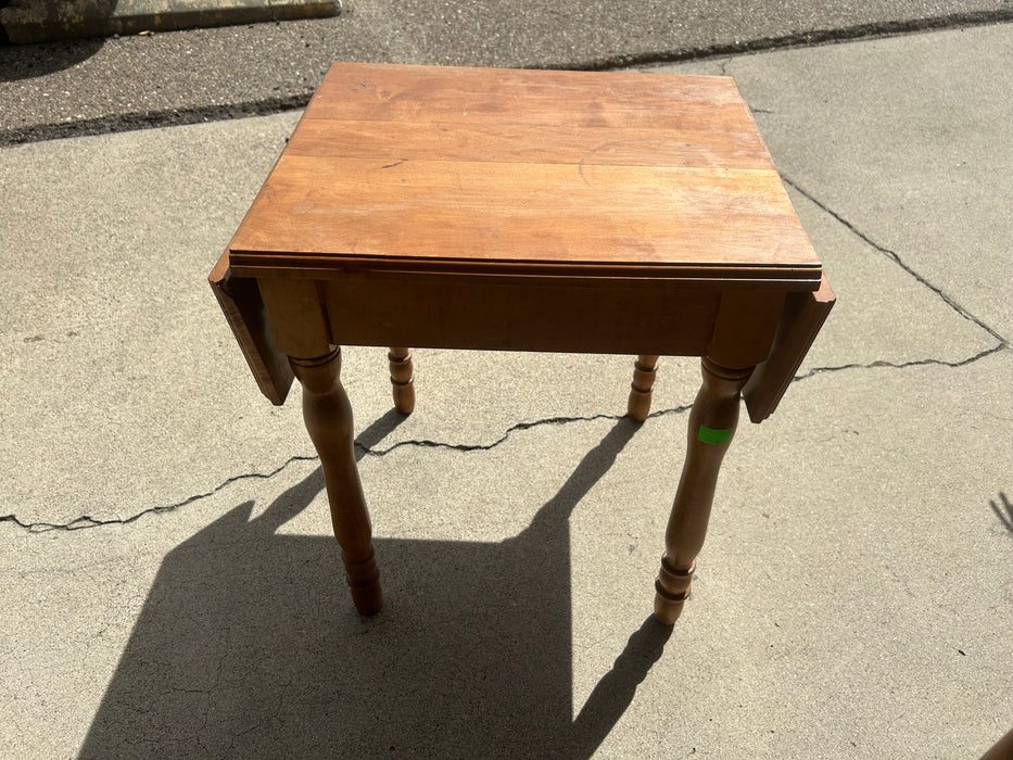 Wood drop leaf side end table 33065