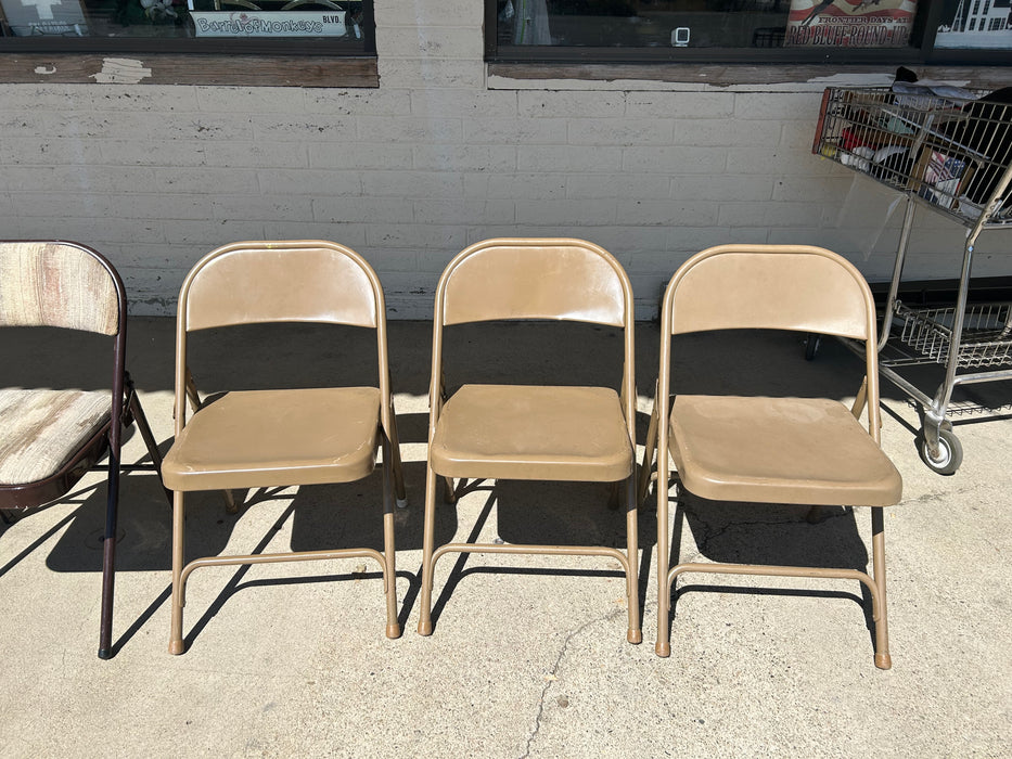 Metal folding chairs 34407