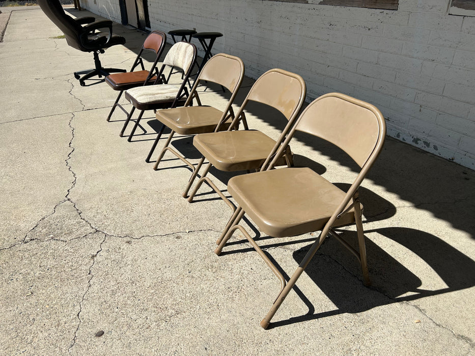 Metal folding chairs 34407
