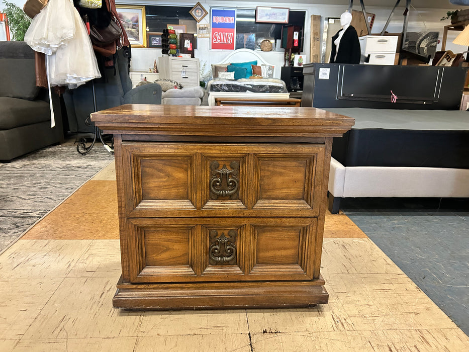 Wood 2 drawer nightstand 33872