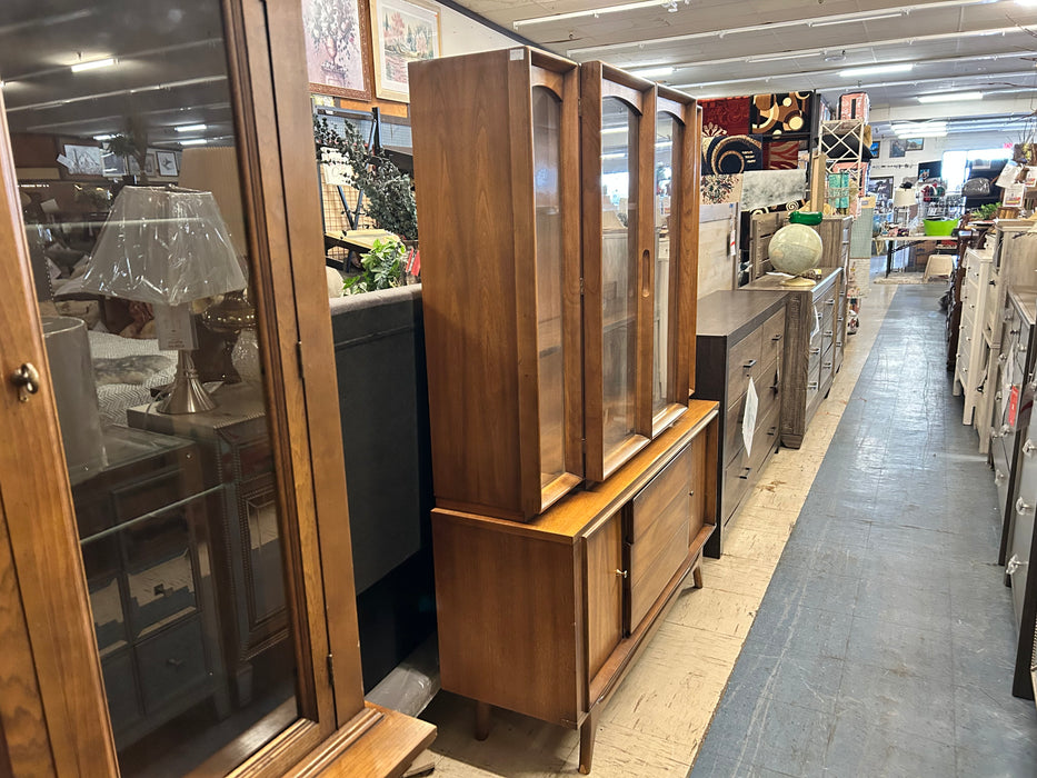 Mid century china cabinet hutch 33881