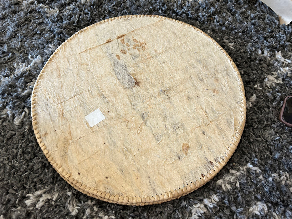 Vintage folk art platter with woven trim 33898