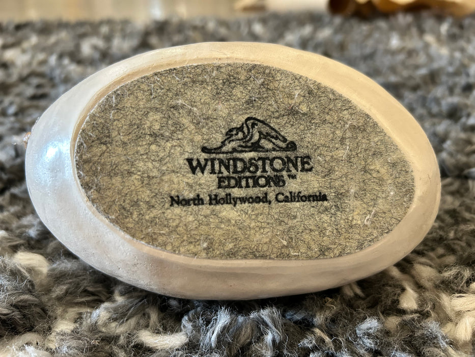 Windstone editions dino egg 33902