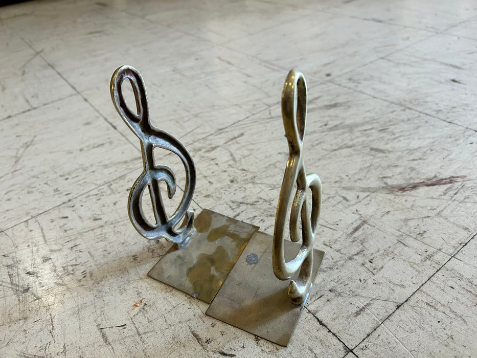 Treble clef bookends 33904