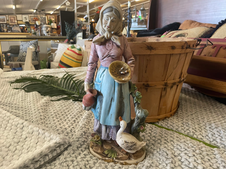 Homco lady with goose ceramic figurine 32995