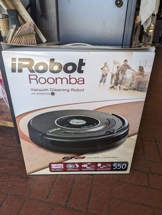 Like New iRobot 5th generation Roomba 33018