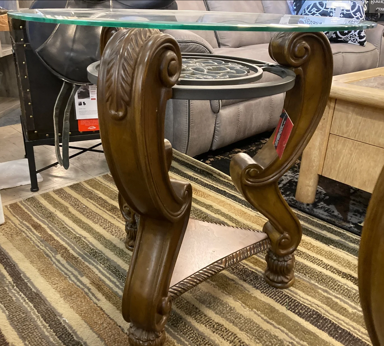 Drexel ornate round wood beveled glass top end table 27915