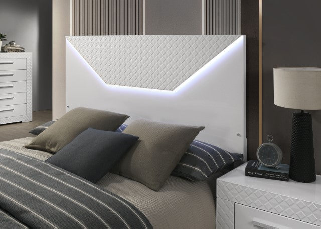 Whitby Queen Bedroom Set