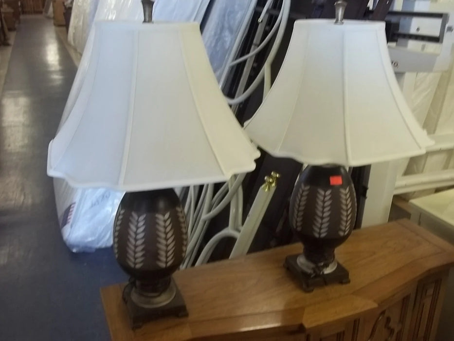 Lamps with shades, brown and tan 9344