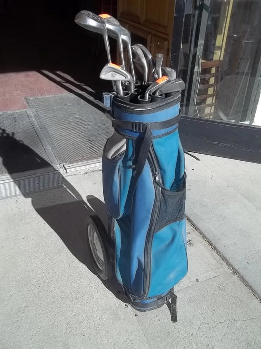 Golf clubs set in bag 12445