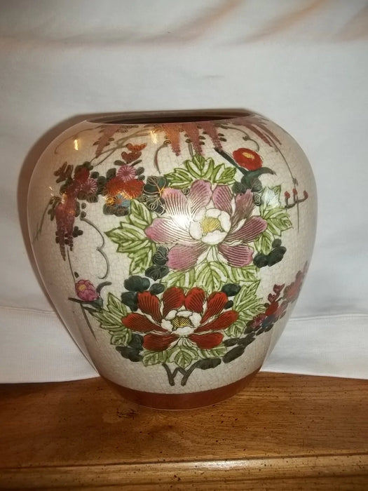Japanese vase 12735