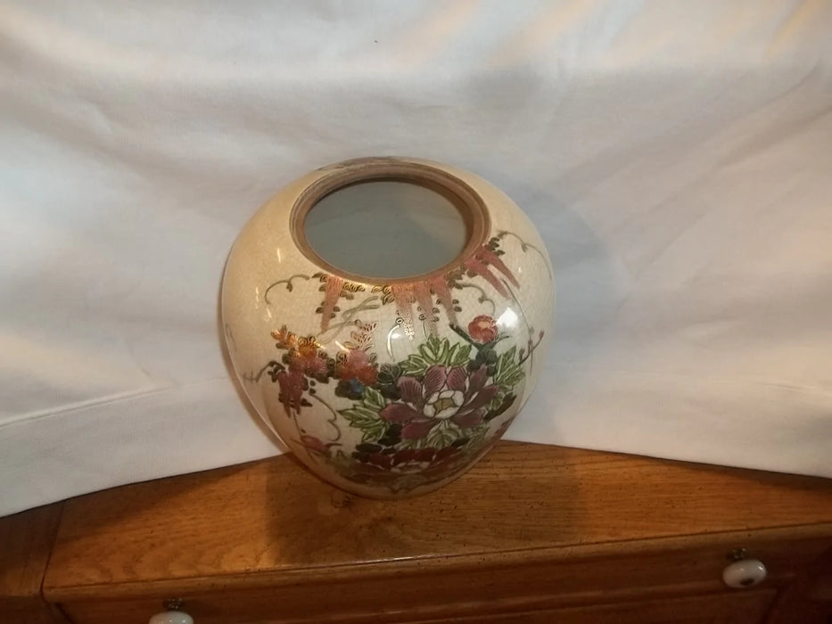 Japanese vase 12735