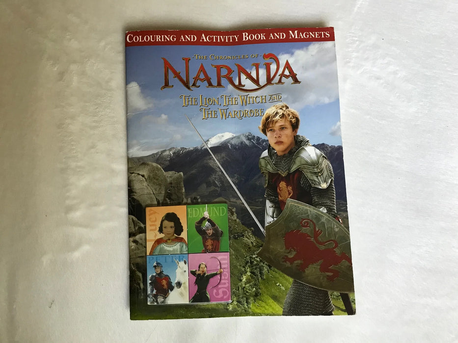 The Lion the Witch Wardrobe Coloring/Activity Book/Magnets (Narnia) 13852 106