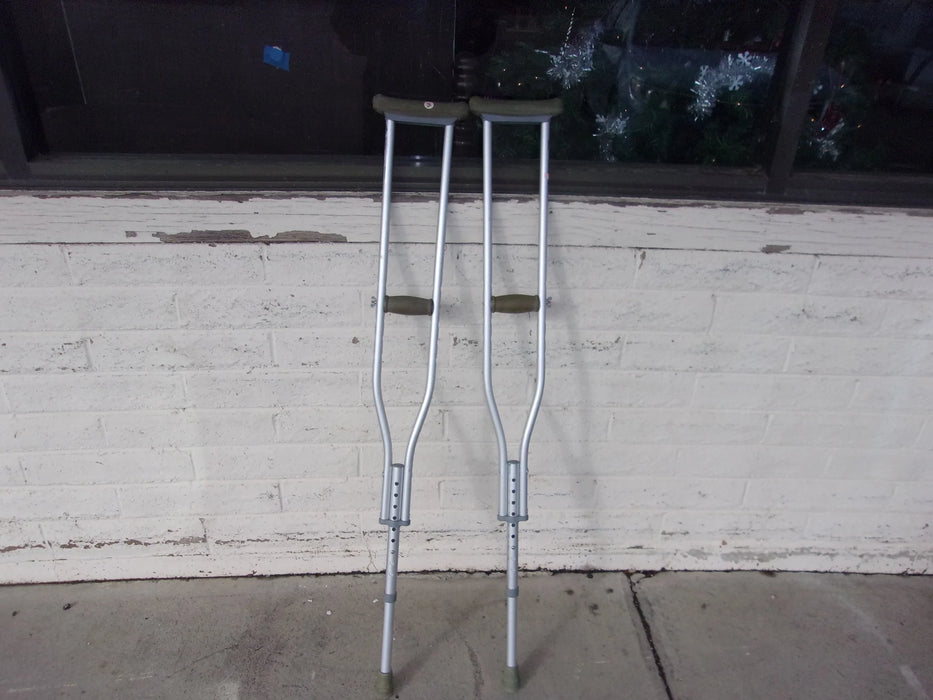 Crutches 14561