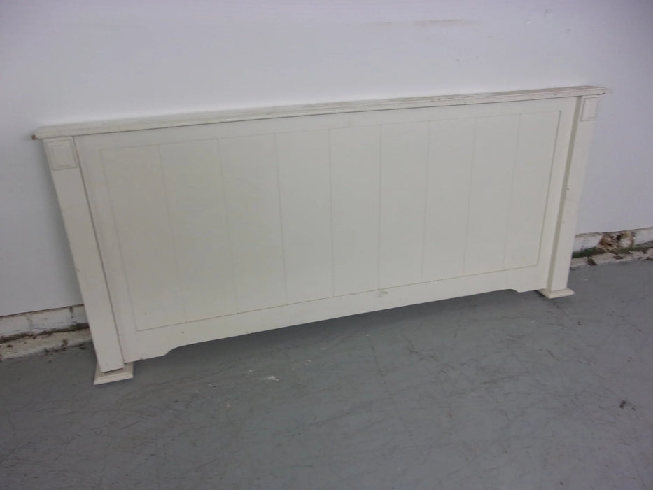 Queen white footboard W1002