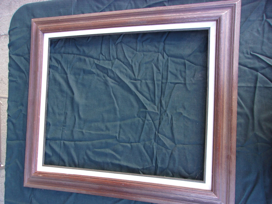 Picture frame 15705