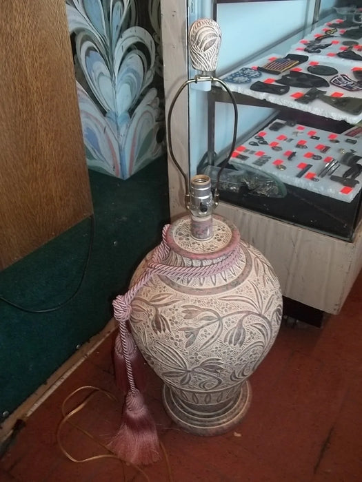 Pink patterned lamp 16056