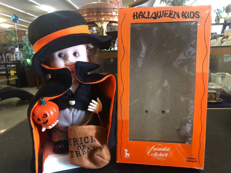 Hlloween kids animated collectable boy with pumpkin 20335 121