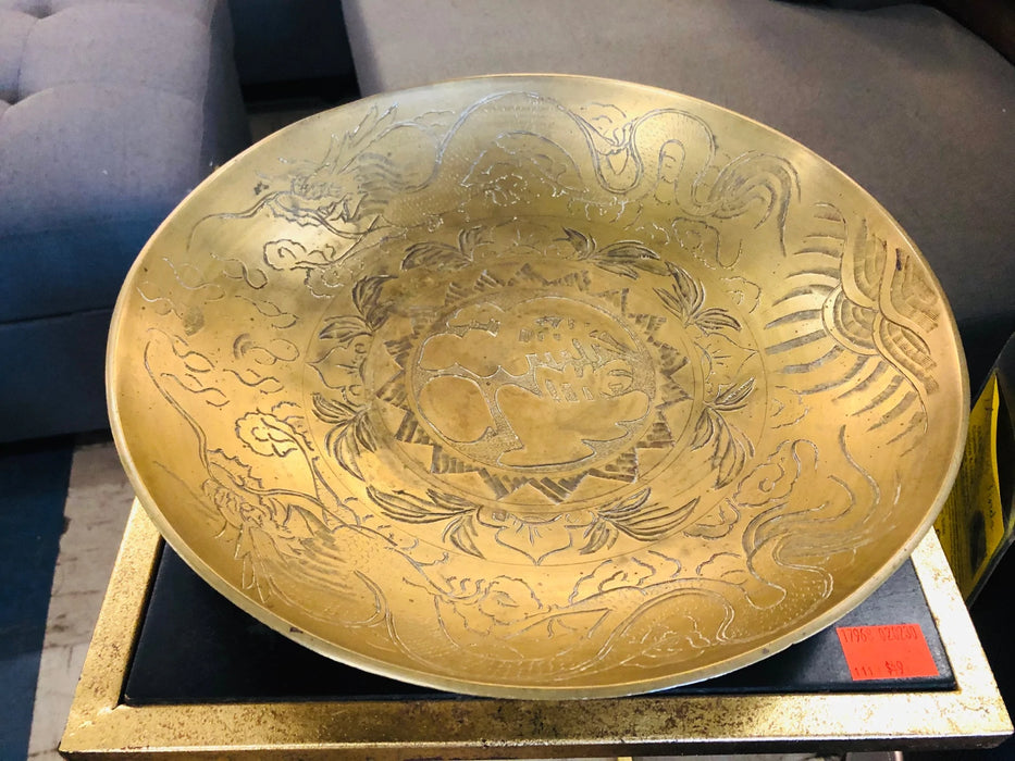 Large brass platter with design 18608