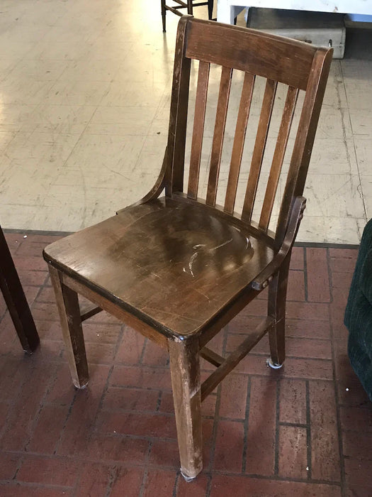 Wooden dining chair 19243
