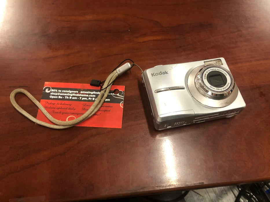 Grey Kodak EasyShare digital camera C913 23123