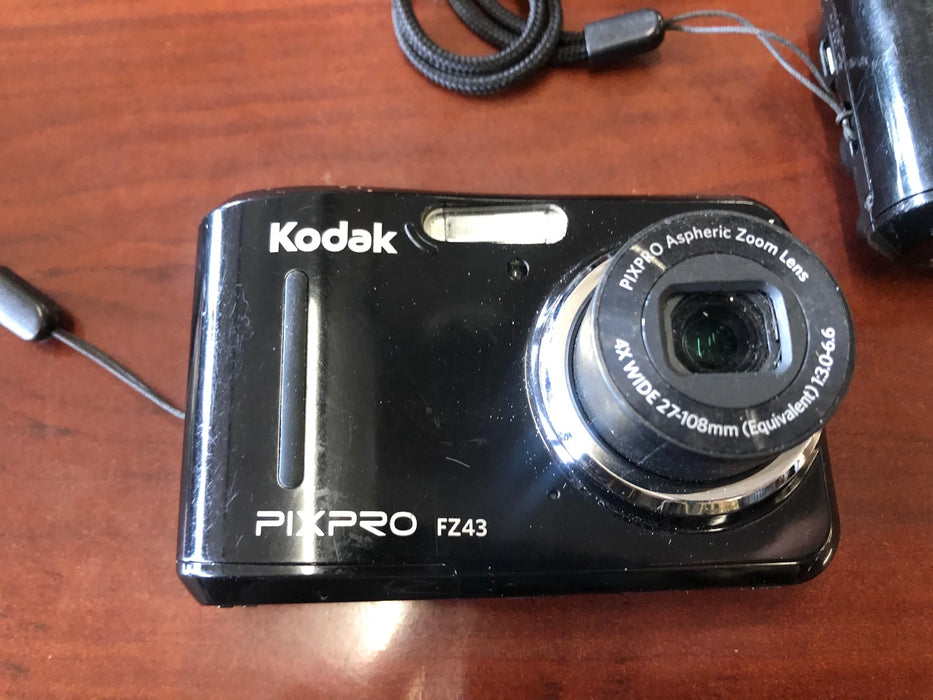 Black Kodak Pixpro FZ43 digital camera 23121