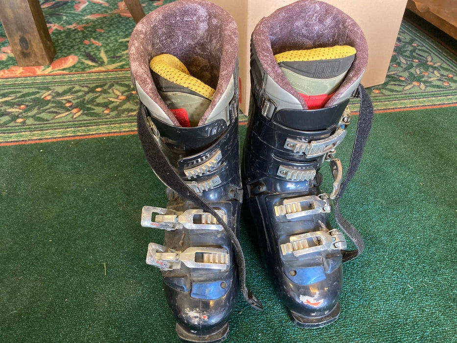 Salomon ski boots 23378