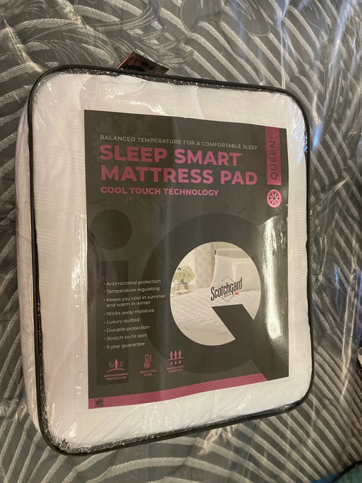 Sleep Smart mattress pad queen white 23924