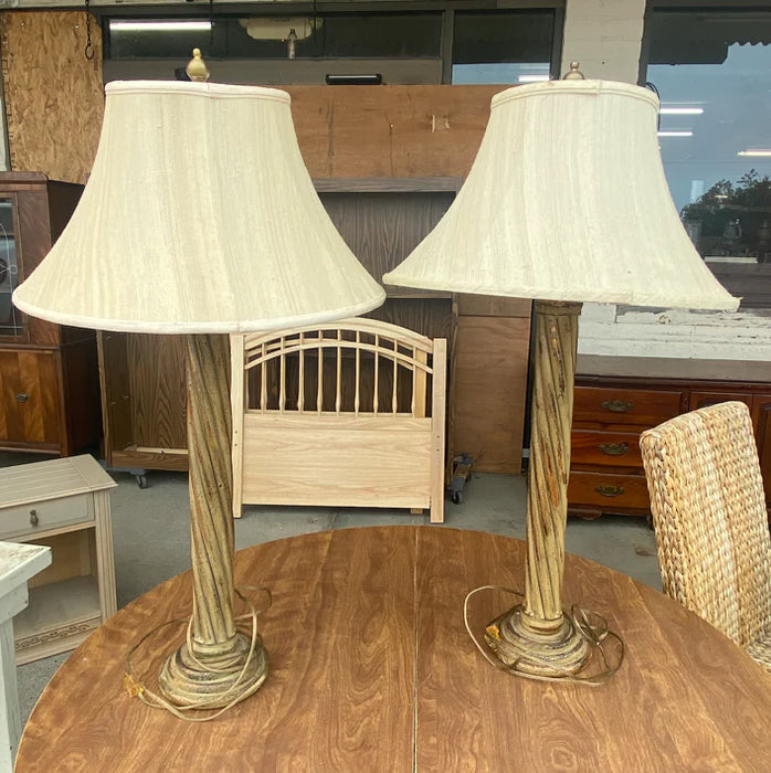 Twist wood style metal lamps with shade 25626