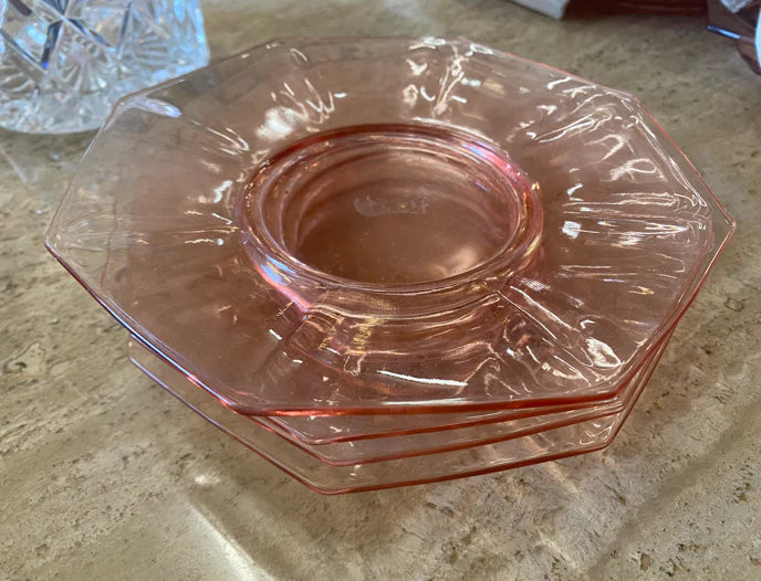 Vintage depression glass octagon shaped light pink plates 25653