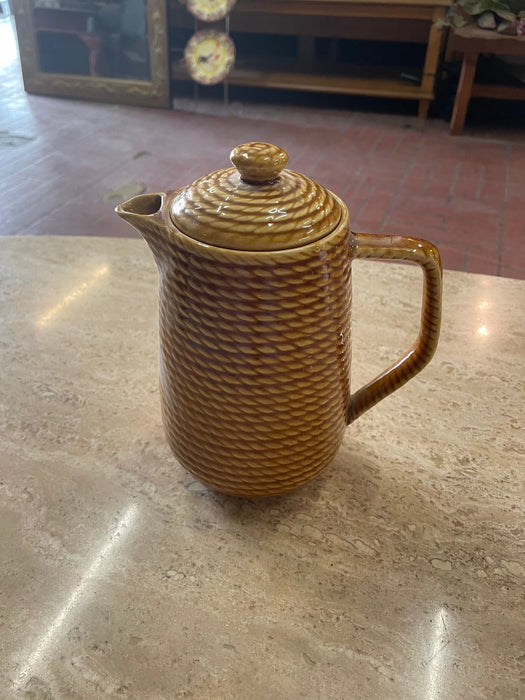 Yellow/orange cool detailed cocoa pitcher 25830