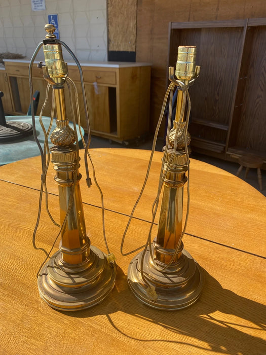 Brass lamps 26147