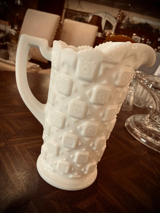 WG Westmoreland milk glass pitcher vintage 26707